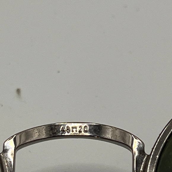 Byblos 570-S Oval Sunglasses Gold Tone Metal Green Lenses Made in Italy Small - Picture 8 of 16